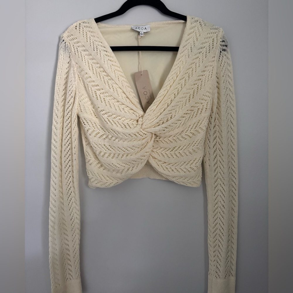 Acoa cream twist front cropped cream sweater blouse